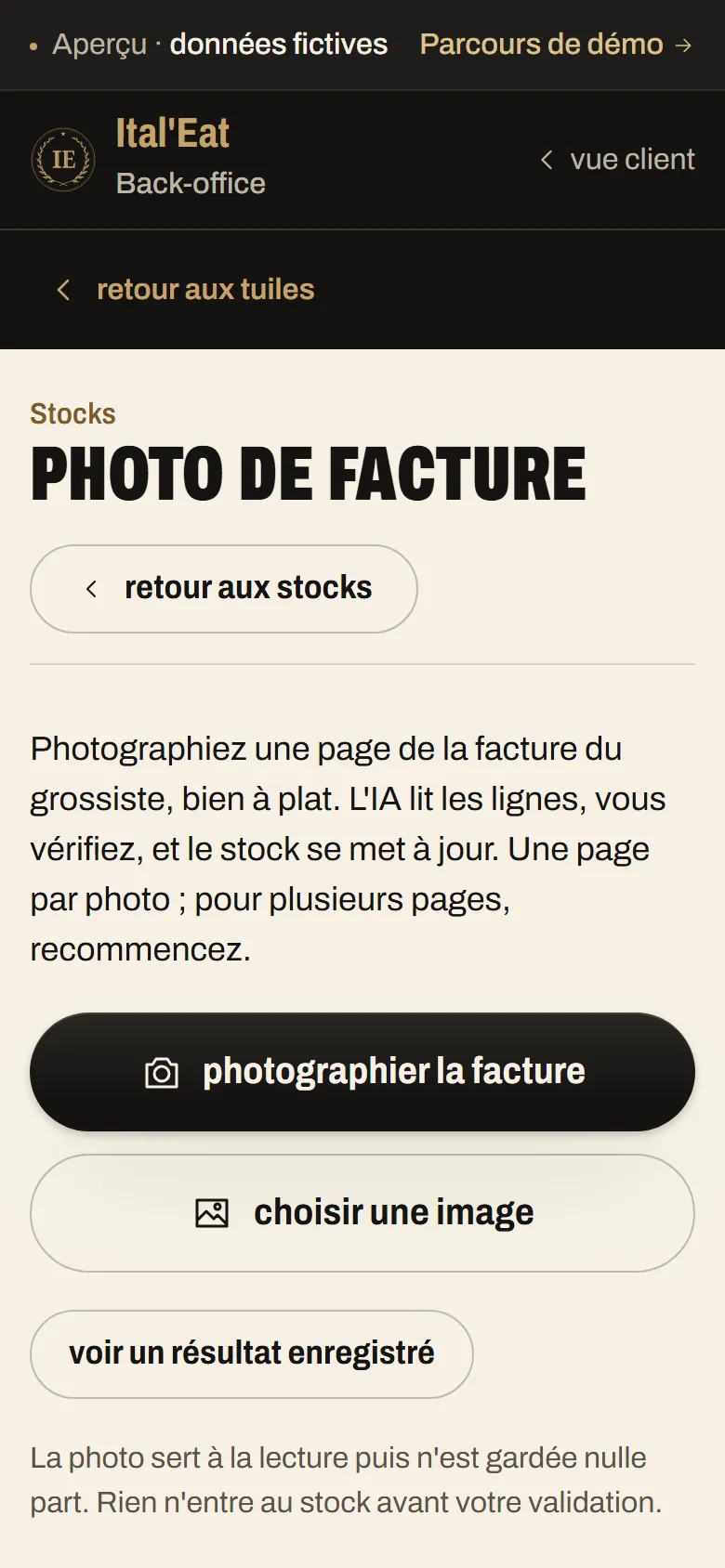 The back office’s "Photo de facture" (invoice photo) screen: photograph a page of the wholesaler’s invoice, the AI reads the lines, you check them, and nothing enters the stock before your approval.